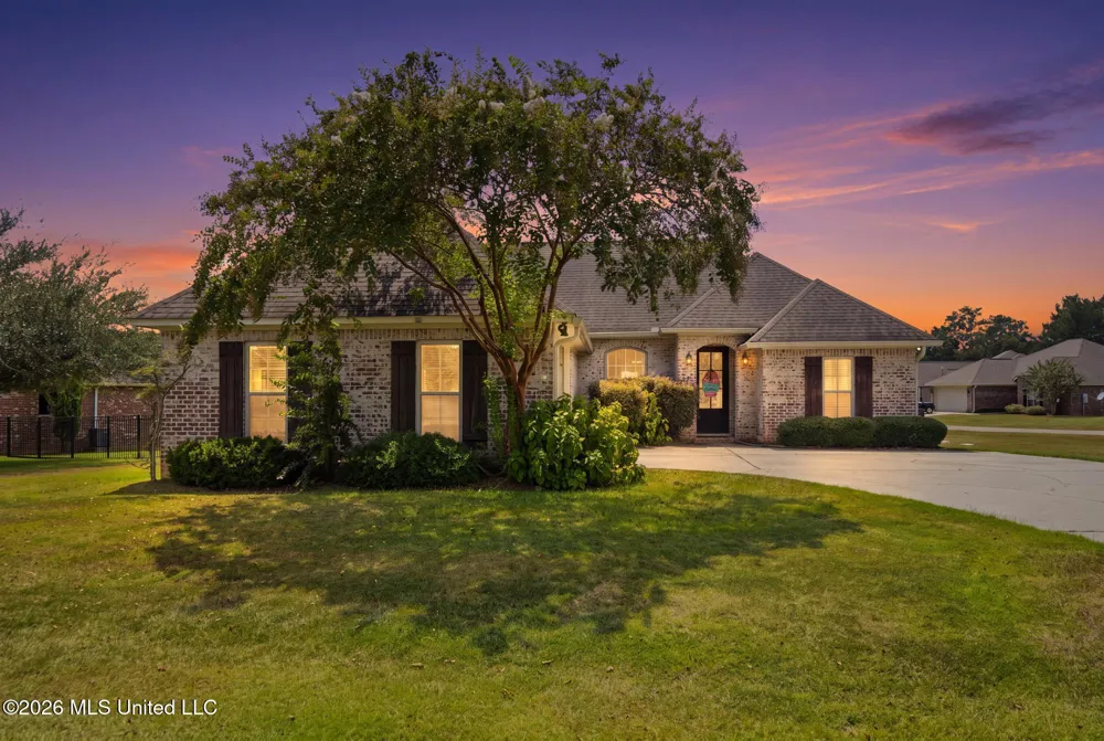 28 Chastain Sumrall, MS 39482