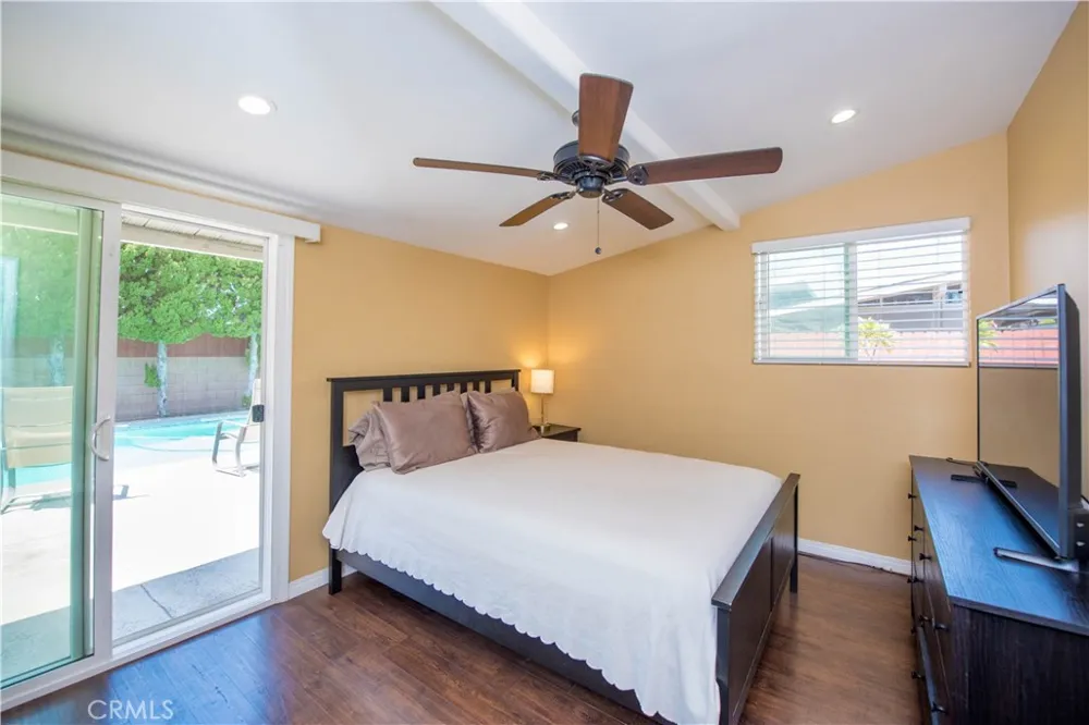 243 S Gardenglen West Covina, CA 91790
