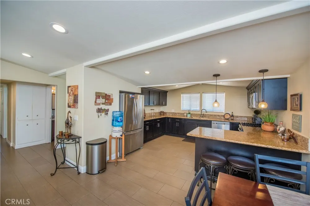 243 S Gardenglen West Covina, CA 91790