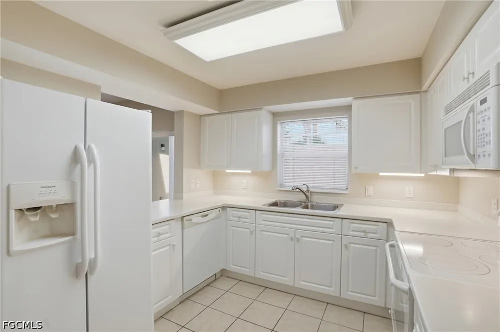 Covey Circle #16B Naples, FL 34109