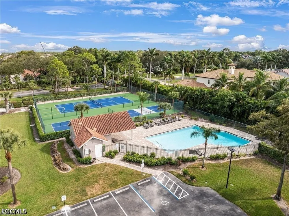 Covey Circle #16B Naples, FL 34109