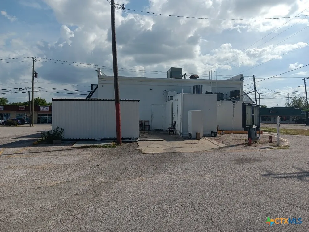 829 W Rancier Avenue Killeen, TX 76541
