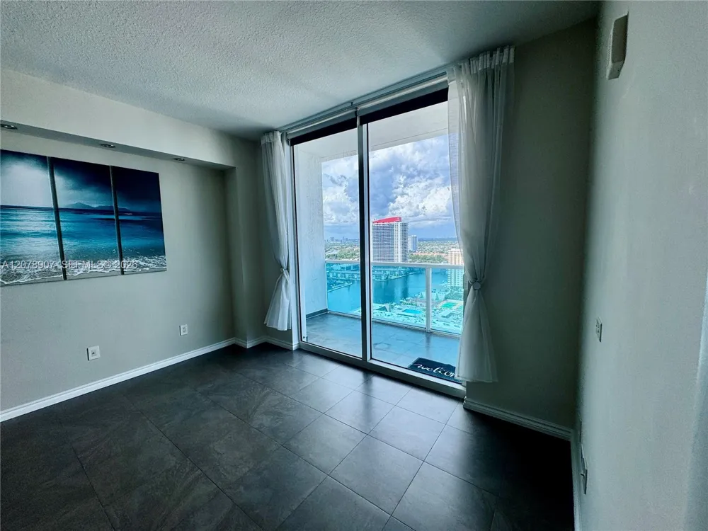 1945 S Ocean Dr #2311 Hallandale Beach, FL 33009