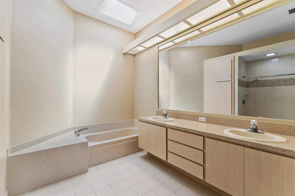188 S HAMPTON DRIVE Jupiter, FL 33458