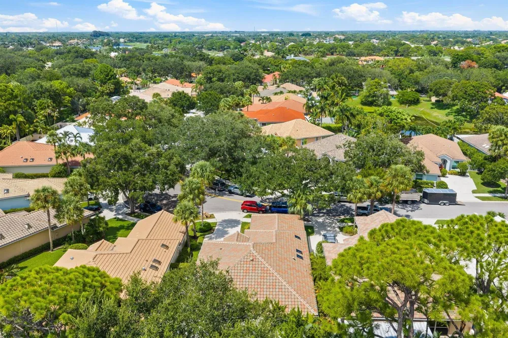 188 S HAMPTON DRIVE Jupiter, FL 33458