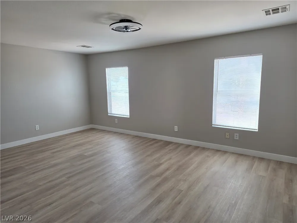 5063 El Castano Avenue Las Vegas, NV 89108