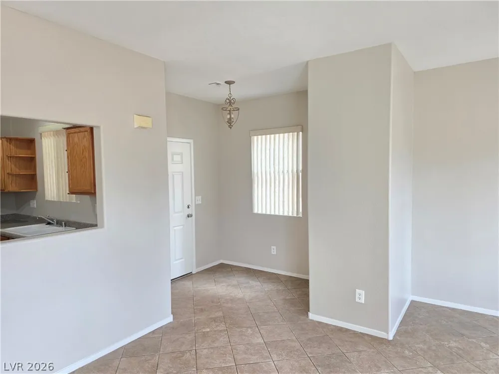 5063 El Castano Avenue Las Vegas, NV 89108