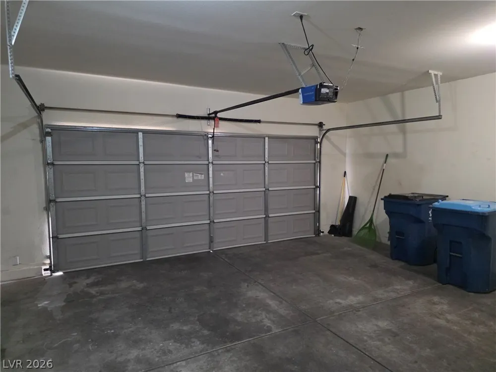 5063 El Castano Avenue Las Vegas, NV 89108
