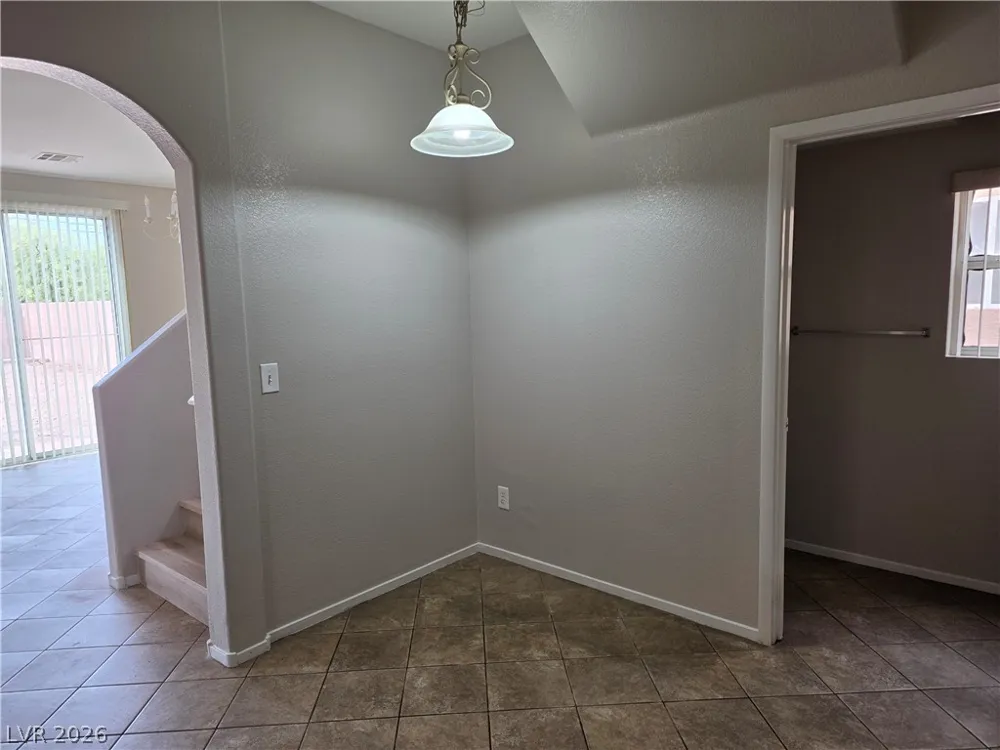 5063 El Castano Avenue Las Vegas, NV 89108