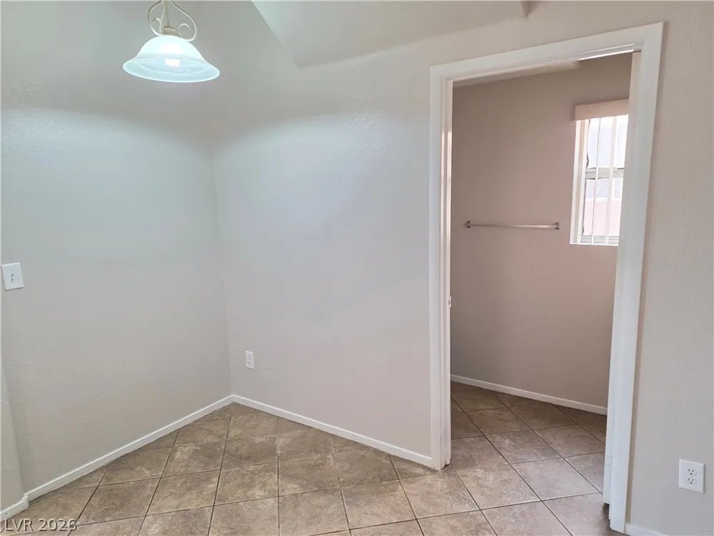5063 El Castano Avenue Las Vegas, NV 89108