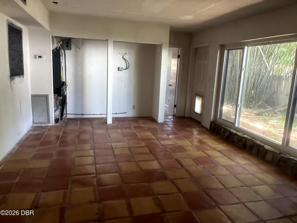 306 S Burlingame Avenue Temple Terrace, FL 33617