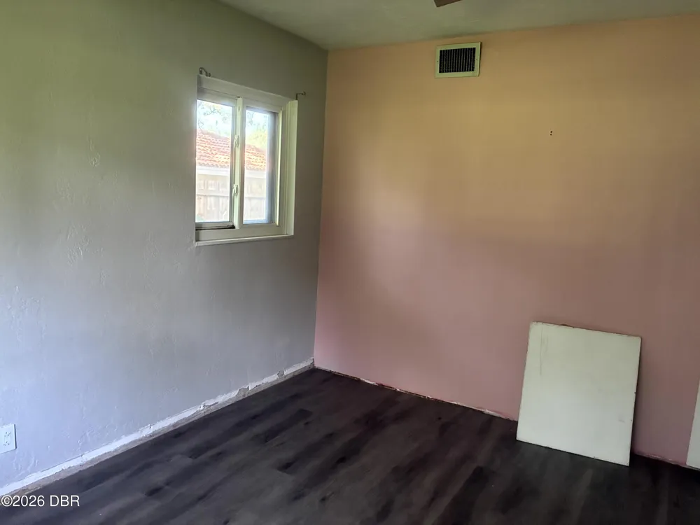 306 S Burlingame Avenue Temple Terrace, FL 33617