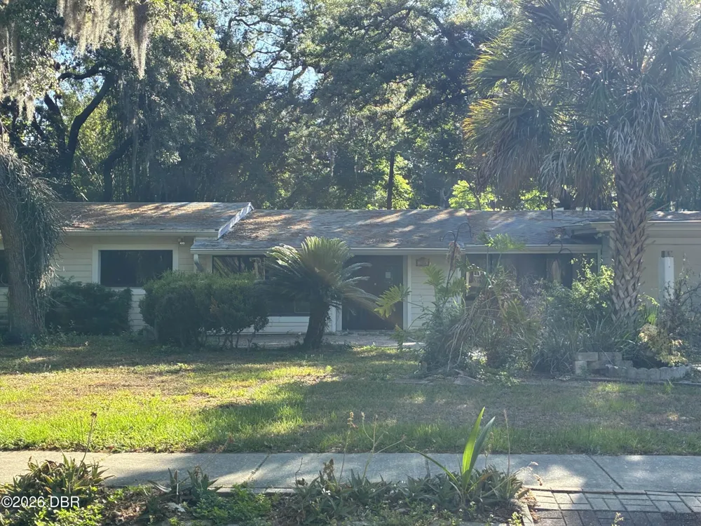 306 S Burlingame Avenue Temple Terrace, FL 33617