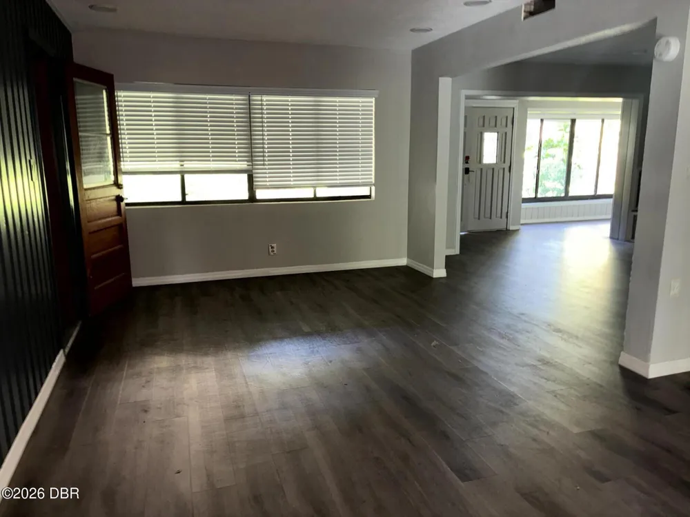 306 S Burlingame Avenue Temple Terrace, FL 33617