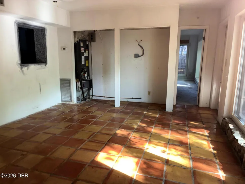 306 S Burlingame Avenue Temple Terrace, FL 33617