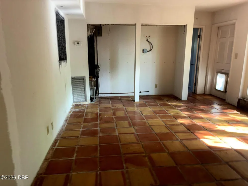 306 S Burlingame Avenue Temple Terrace, FL 33617