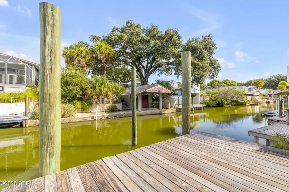 128 Indian Creek Road Oak Hill, FL 32759