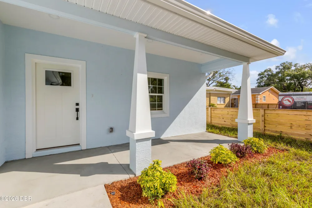 128 Indian Creek Road Oak Hill, FL 32759