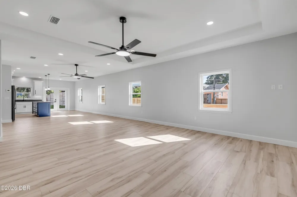 128 Indian Creek Road Oak Hill, FL 32759