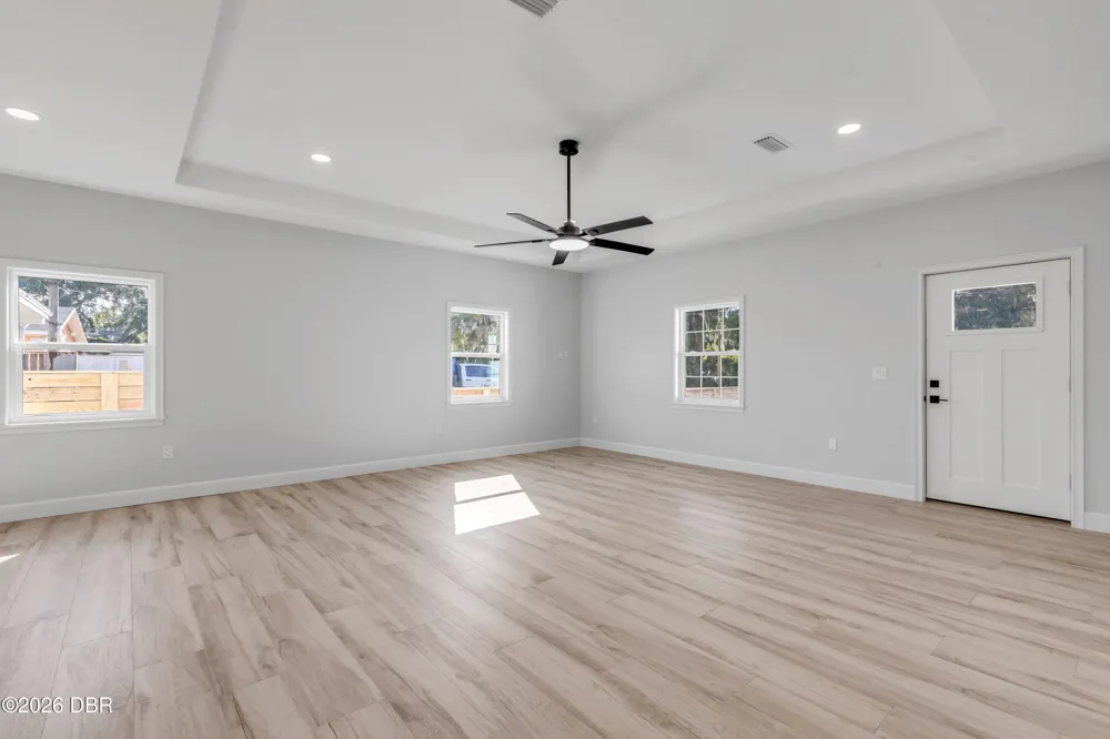 128 Indian Creek Road Oak Hill, FL 32759