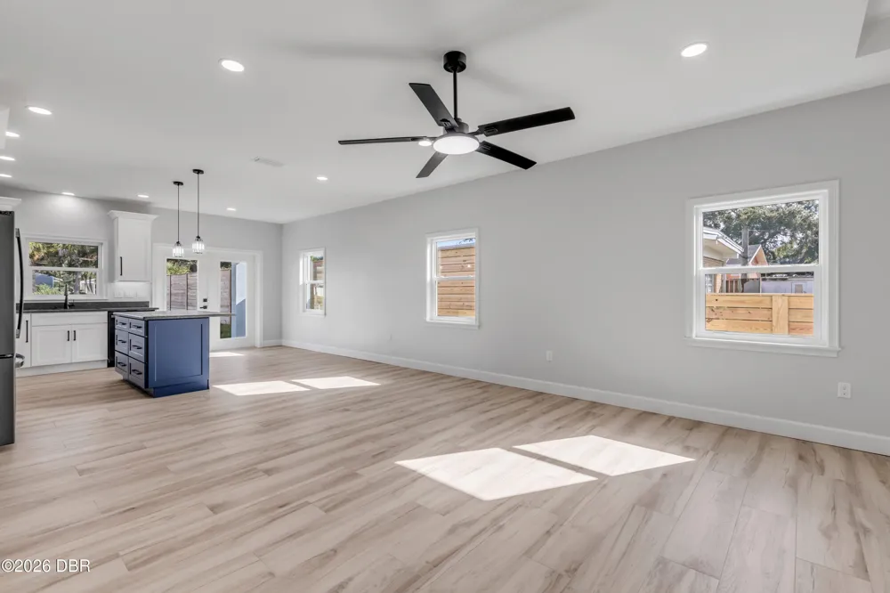 128 Indian Creek Road Oak Hill, FL 32759