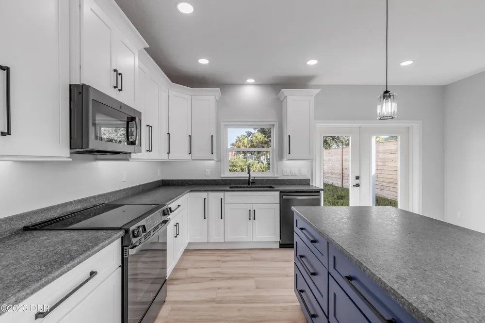 128 Indian Creek Road Oak Hill, FL 32759