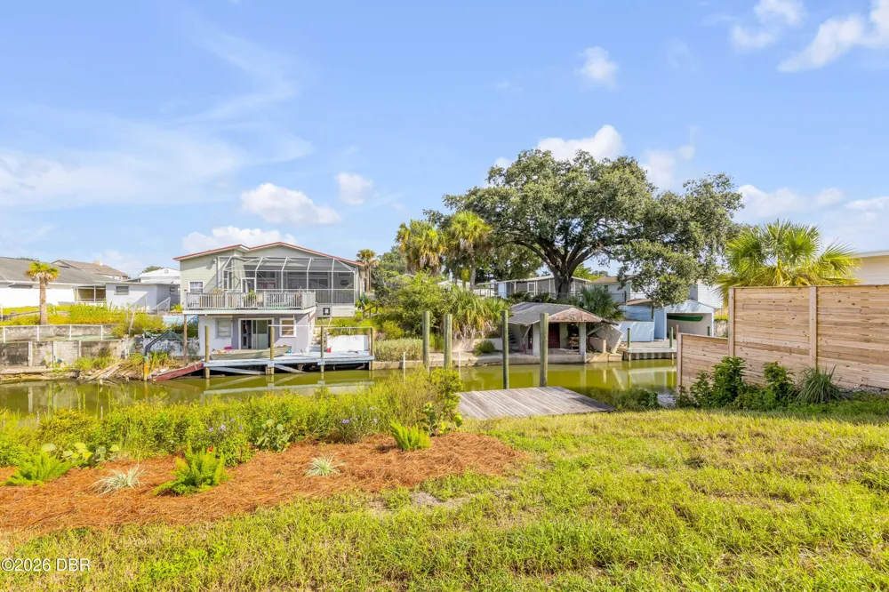 128 Indian Creek Road Oak Hill, FL 32759
