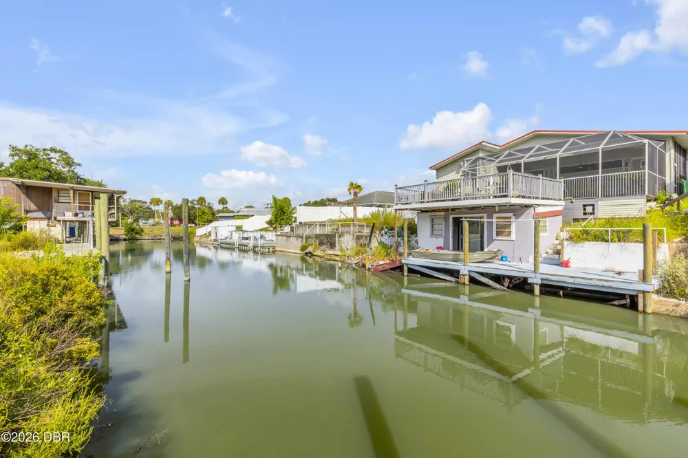 128 Indian Creek Road Oak Hill, FL 32759