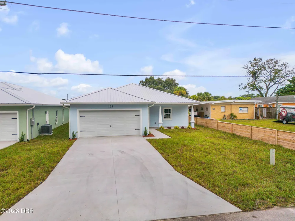 128 Indian Creek Road Oak Hill, FL 32759