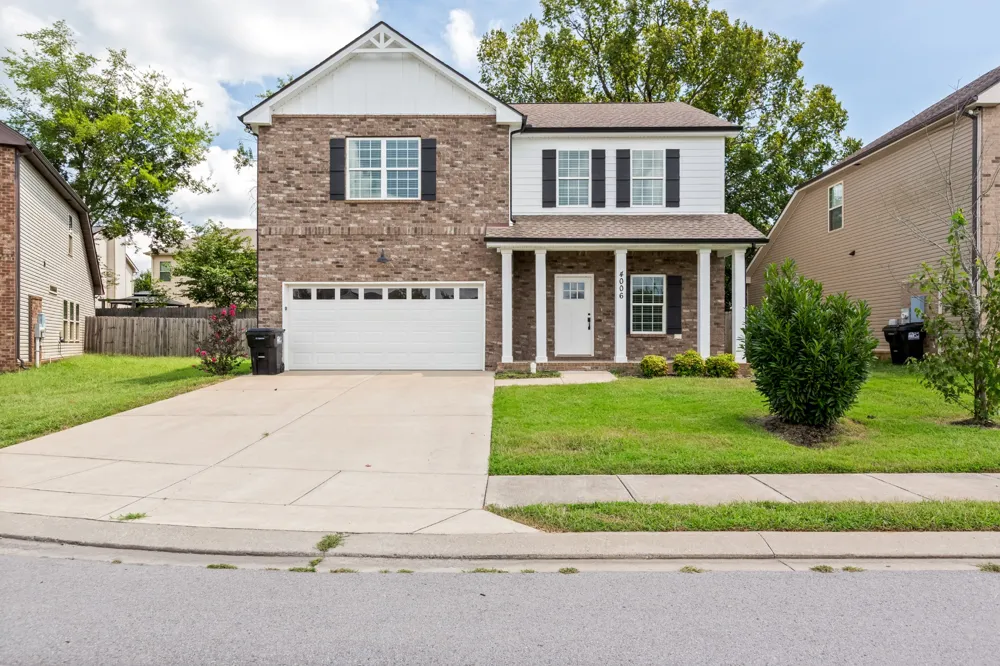 4006 Ella Cook Cir Murfreesboro, TN 37129