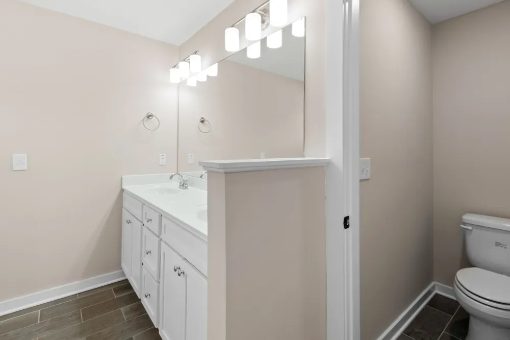 4006 Ella Cook Cir Murfreesboro, TN 37129