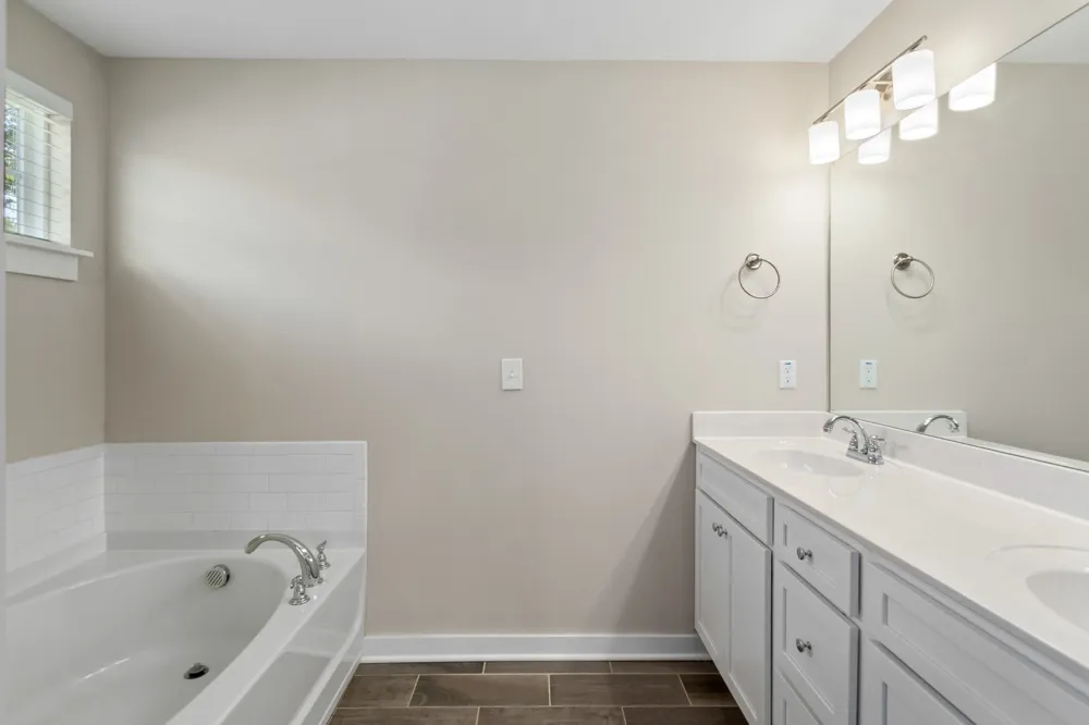 4006 Ella Cook Cir Murfreesboro, TN 37129