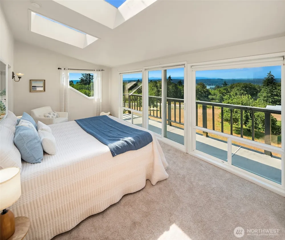 7206 SW 248th Street Vashon, WA 98070