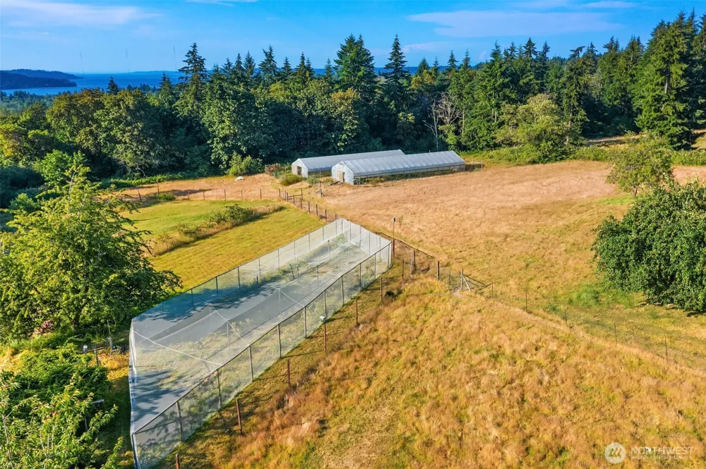 7206 SW 248th Street Vashon, WA 98070