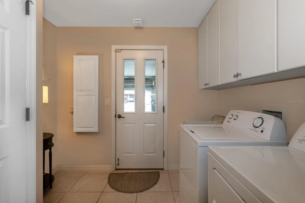 5368 BUTTERFLY COURT Leesburg, FL 34748