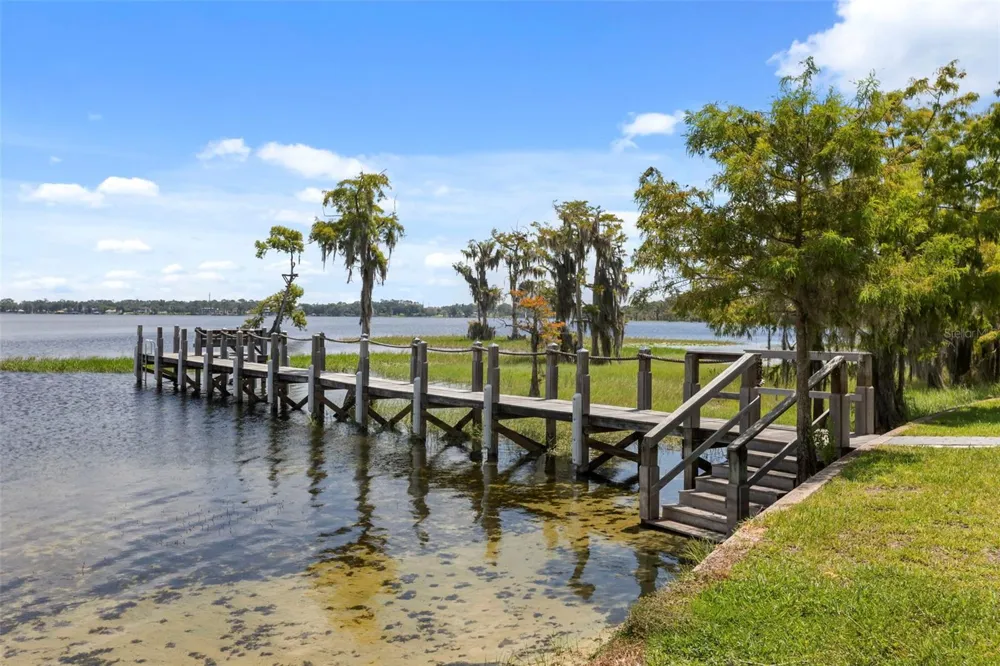 10430 LAKE COTTAGE LANE Orlando, FL 32836