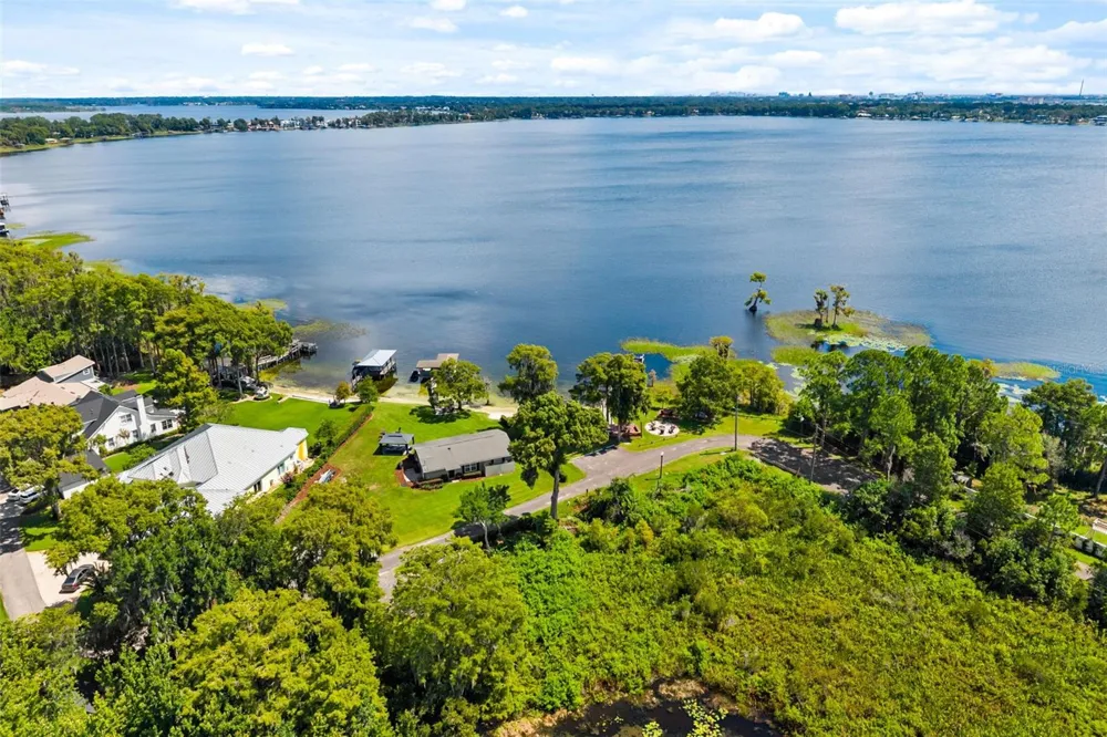 10430 LAKE COTTAGE LANE Orlando, FL 32836