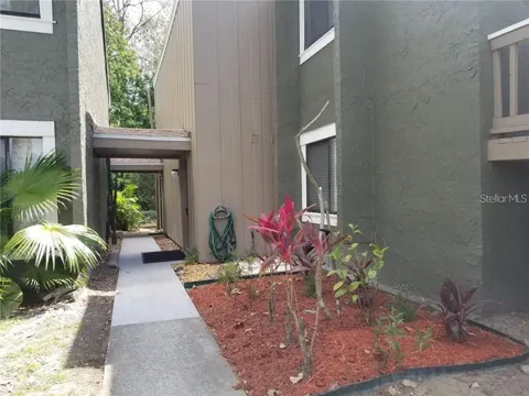 5101 EAGLESMERE DRIVE #B03