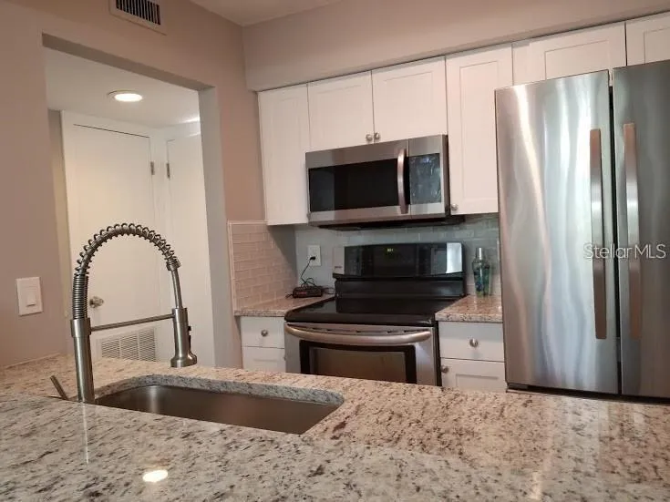 5101 EAGLESMERE DRIVE #B03 Orlando, FL 32819