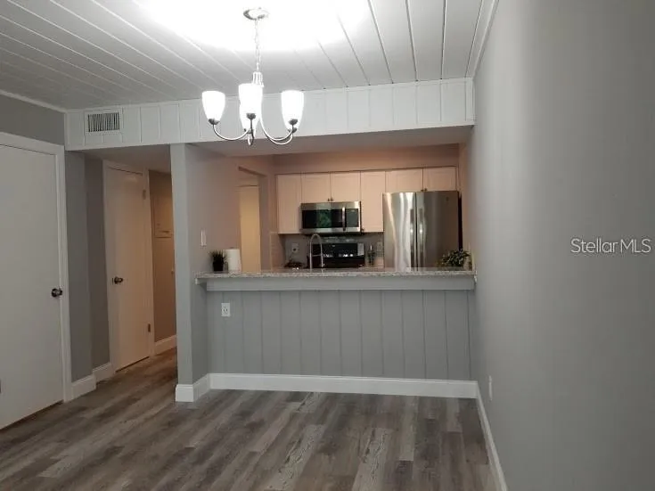 5101 EAGLESMERE DRIVE #B03 Orlando, FL 32819