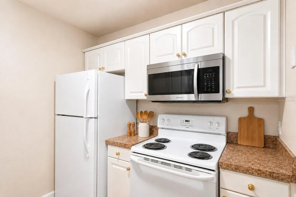 835 SW 9TH STREET #109 Gainesville, FL 32601