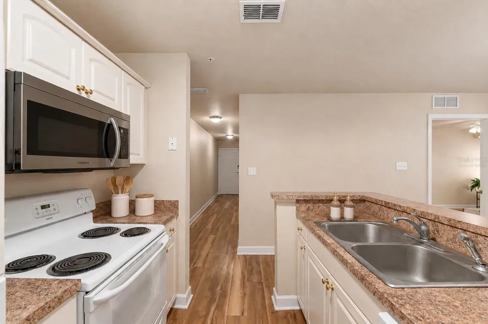 835 SW 9TH STREET #109 Gainesville, FL 32601
