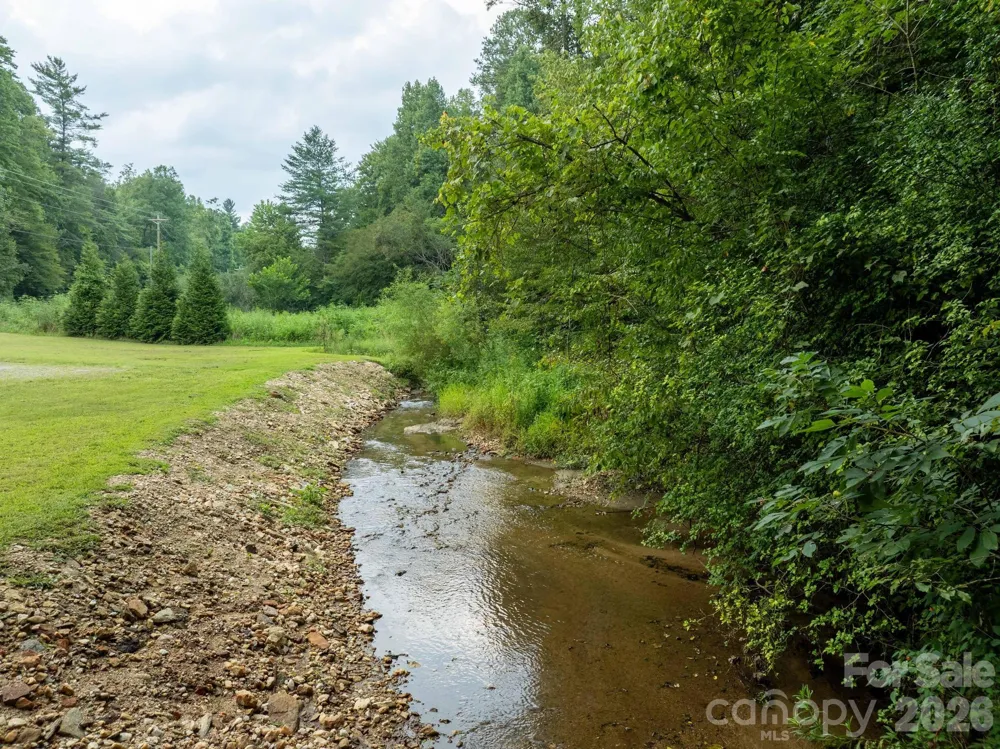 4904 HWY 90 Highway Collettsville, NC 28611