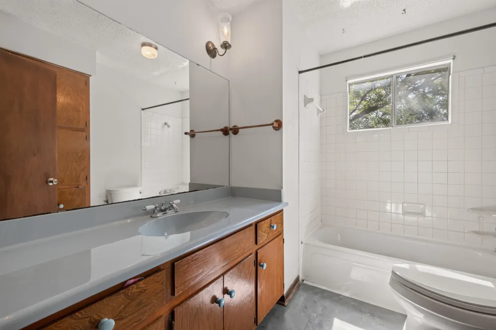 11614 February Drive Austin, TX 78753