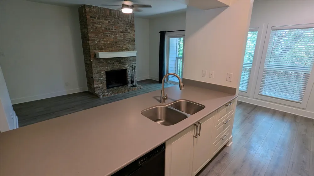 3839 Dry Creek Drive #139 Austin, TX 78731