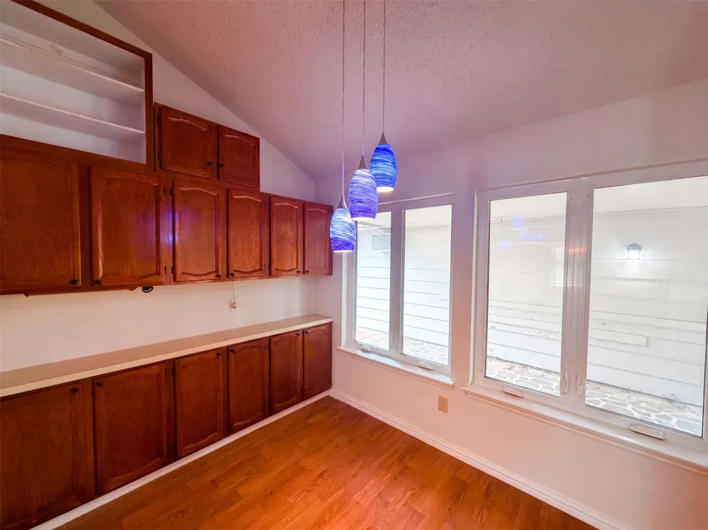 301 Hillside Court Garland, TX 75043