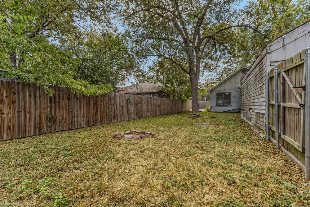 5715 Victor Street Dallas, TX 75214