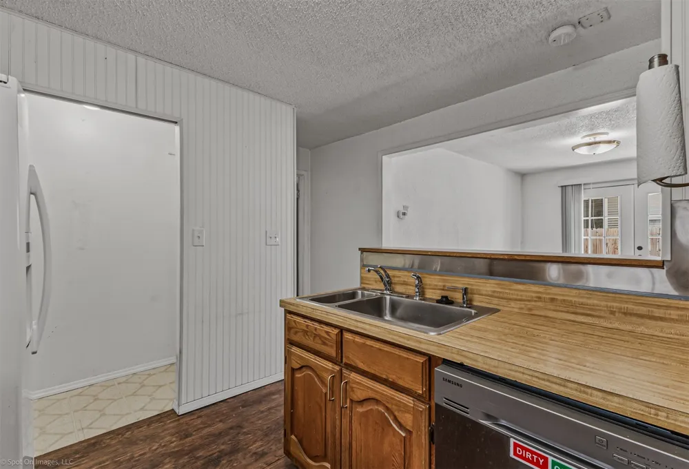 5715 Victor Street Dallas, TX 75214