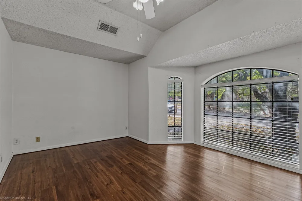 5715 Victor Street Dallas, TX 75214