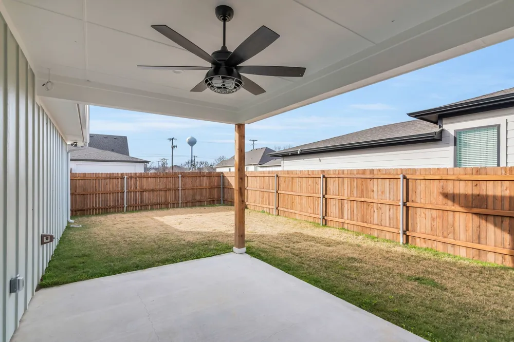 207 W 7th Street Justin, TX 76247
